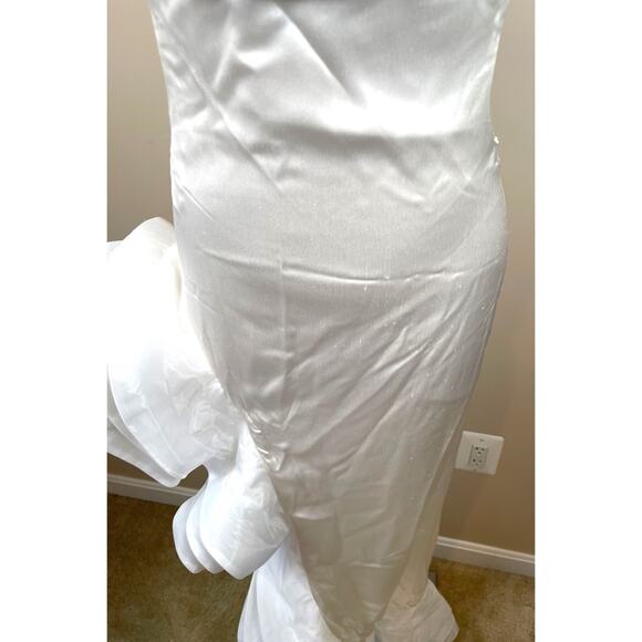 Retrofete Kaitlin Ruffle High Low Cutout White Maxi Dress Size Small - Picture 6 of 14